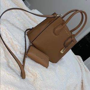 Michael Kors Mercer Tote AND Wallet